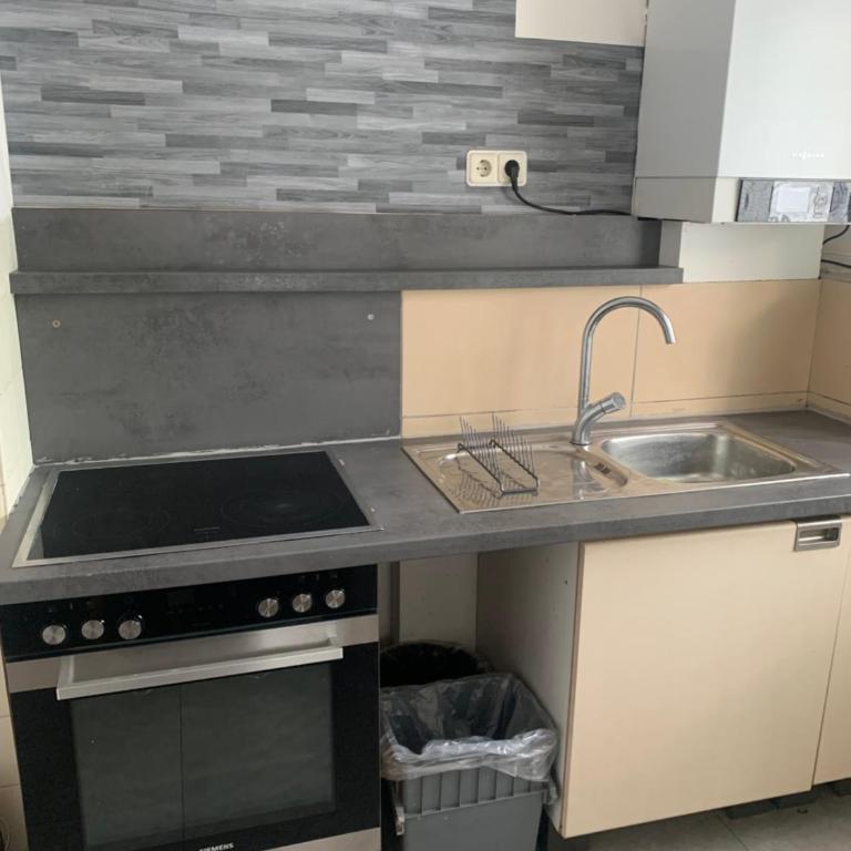 Ganze Ferienwohnung Nürnberg - Camera Budget Matrimoniale/Doppia con Letti Singoli - 7