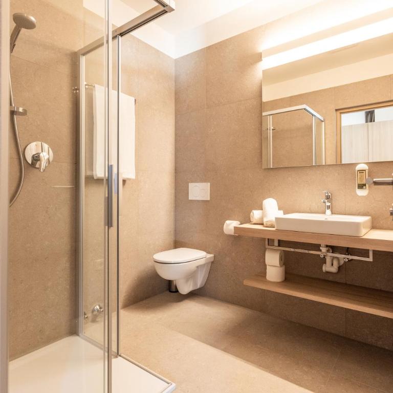 Hotel Heide Park - Standard Dreibettzimmer - 2
