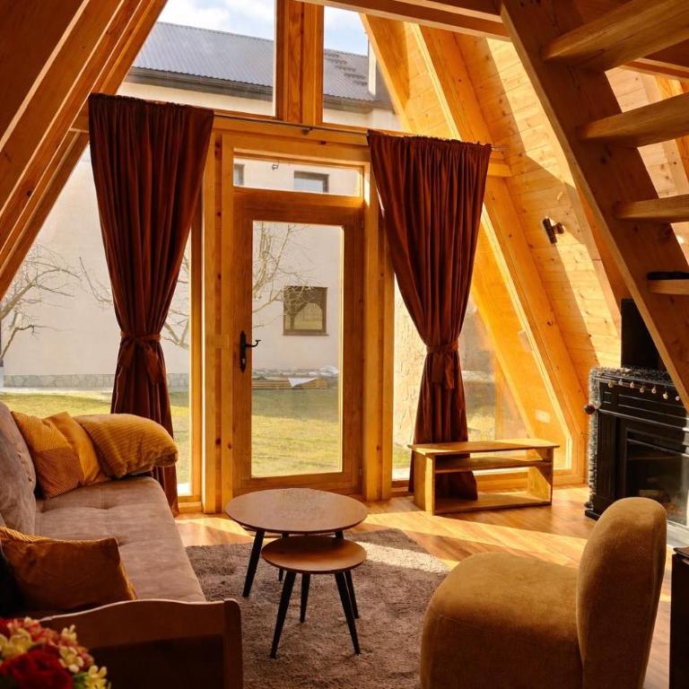 Chalet House Lana - One-Bedroom Chalet - 2