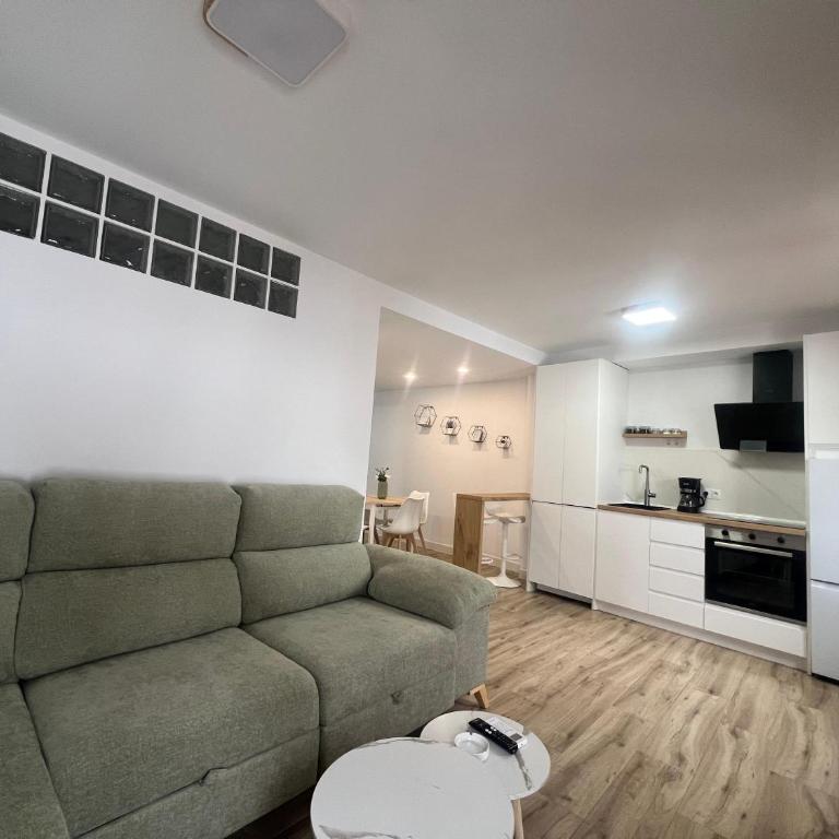 Apartamento Marina Histórico - Apartamento Estándar de 3 dormitorios - 2