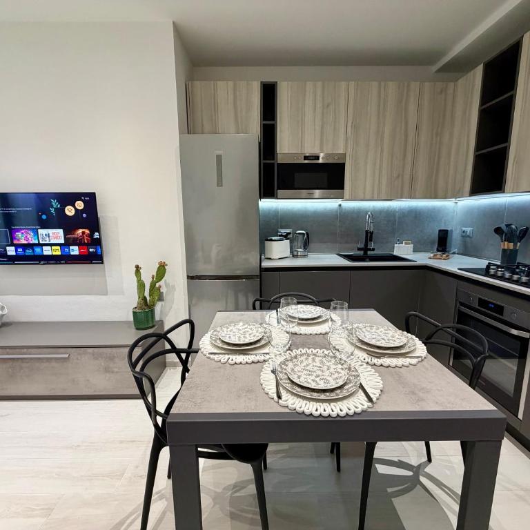 Wake to Lake - Arona, Lago Maggiore - Appartamento con 2 Camere da Letto - 9