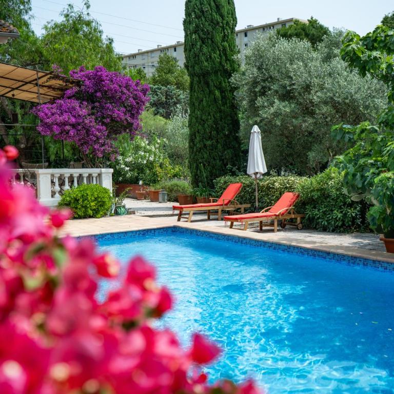 Toulon maison 10 pers, jardin, piscine, pétanque - Villa - 27