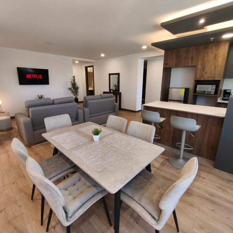 Sense Coliving Ecuador Residences & Convention - Three-Bedroom Premium Apartment - 10