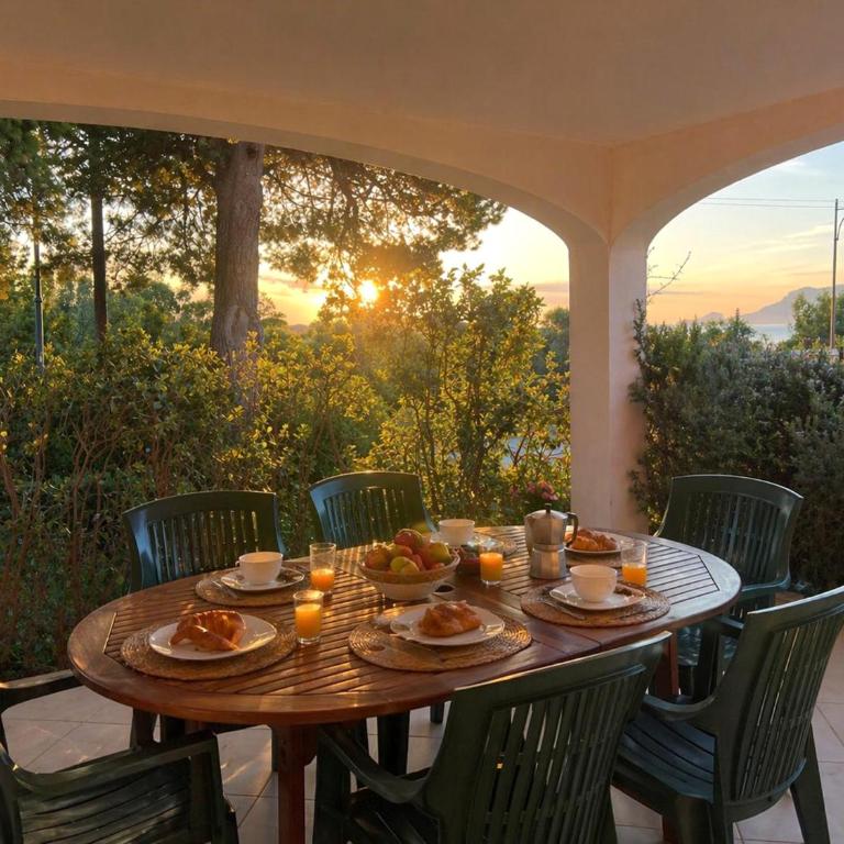 Private Villa 100 m from the sea Pittulongu Olbia - Villa con 2 Camere da Letto - 1