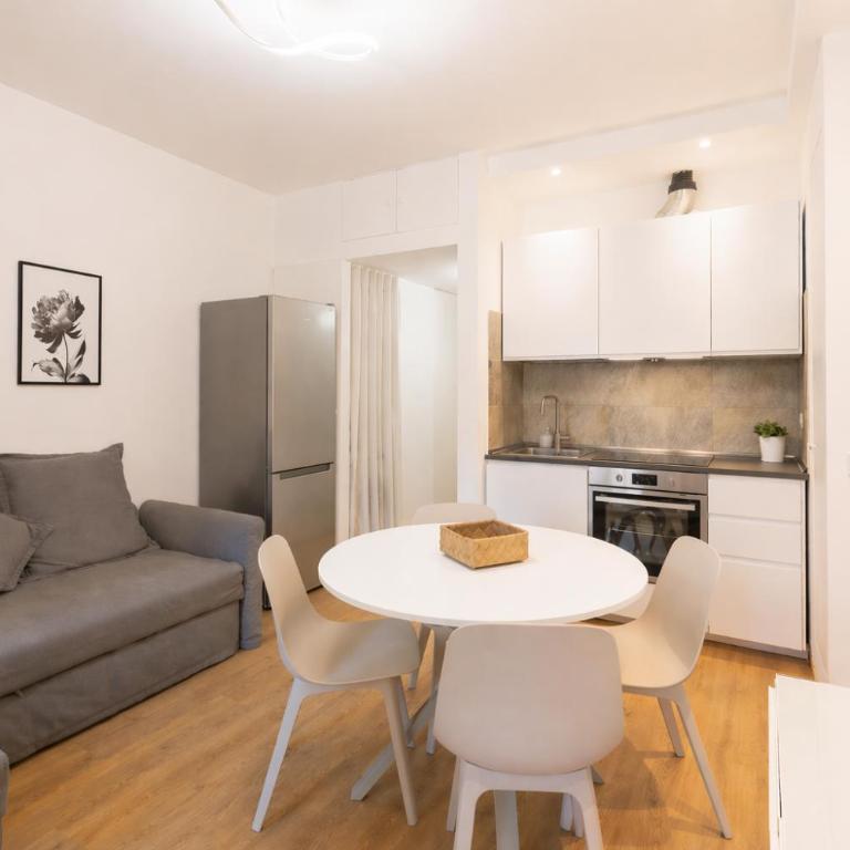 MILAN PRESTIGE HOUSE - 2 Min Metro Isola & Garibaldi - Appartamento con 1 Camera da Letto - 3