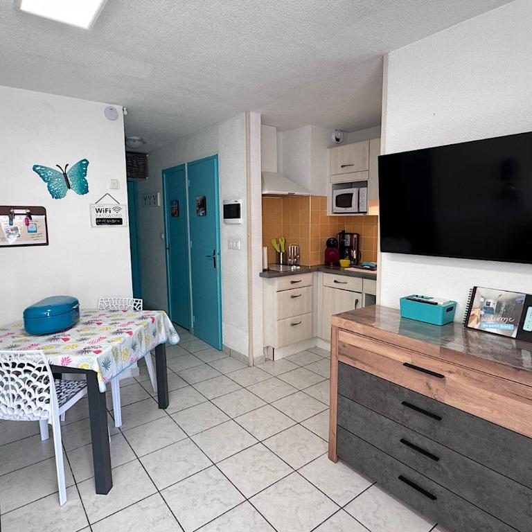 Le Petit Bora-Marseillan Plage -Residence Bora Bora-400m plage d'honneur - Appartement 2 Chambres - 2