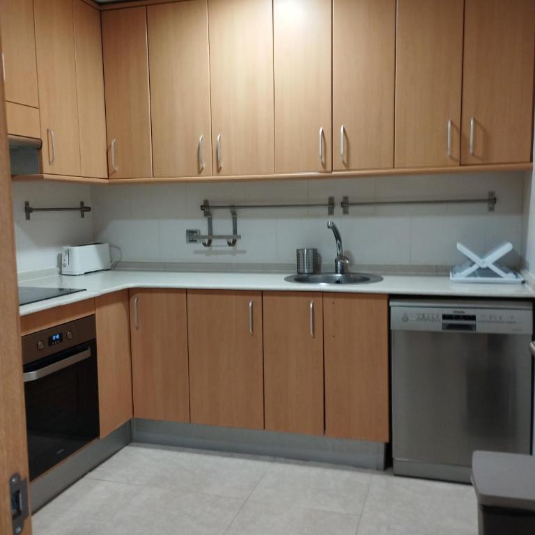 Costa Dorada La Pineda - Two-Bedroom Apartment - 14