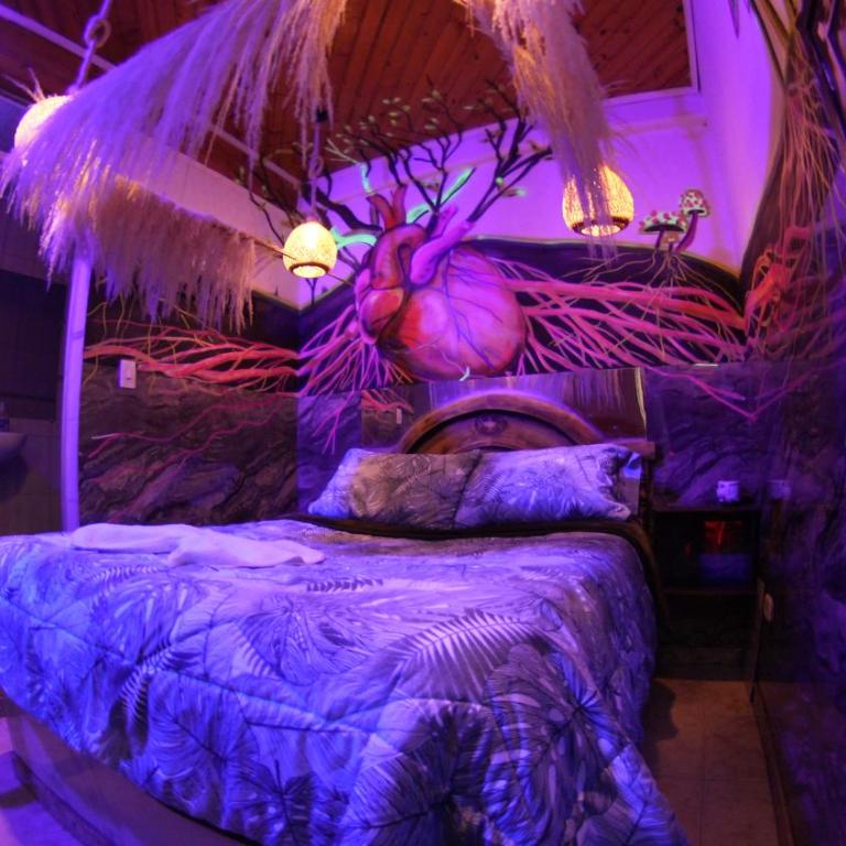 Hotel Tematico Madrid - Double Room with Private Bathroom - 4