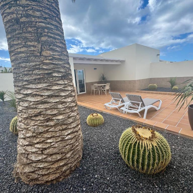 Villa Mamelo - Three-Bedroom House - 16