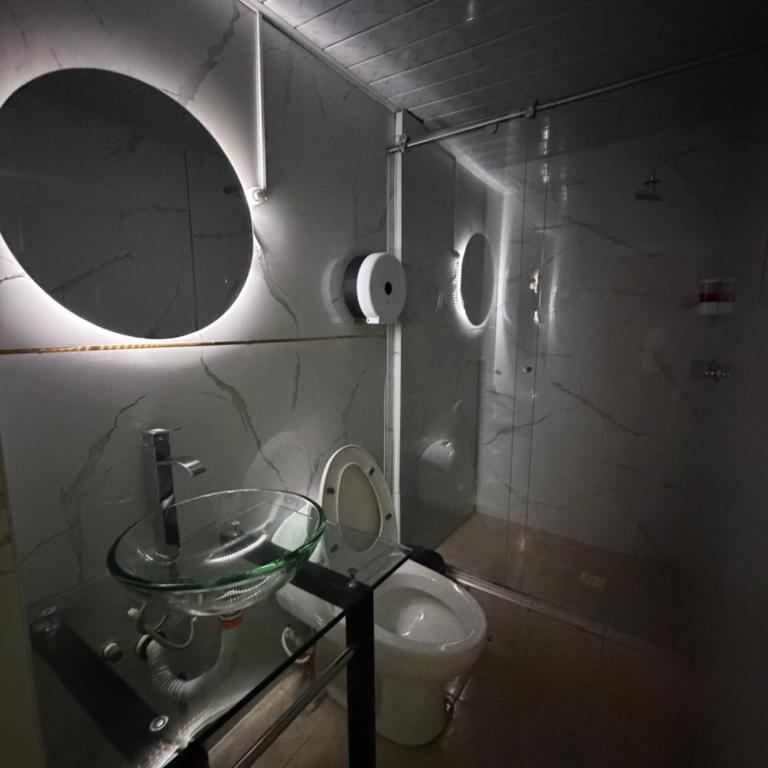 Hotel Tematico Madrid - Double Room with Private Bathroom - 1