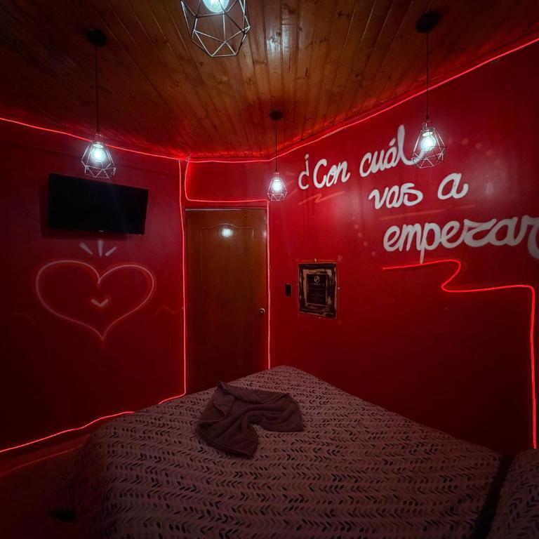Hotel Tematico Madrid - Double Room with Private Bathroom - 1