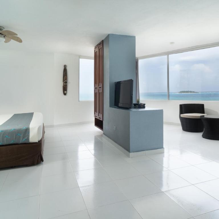 Calypso Beach Hotel - Suite con vistas al mar - Cama extragrande - 4