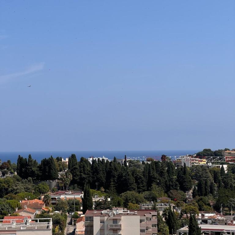 Superbe Appartement 6 personnes - Terrasse vue mer à Antibes - Climatisation - Parking Privé - Two-Bedroom Apartment - 28
