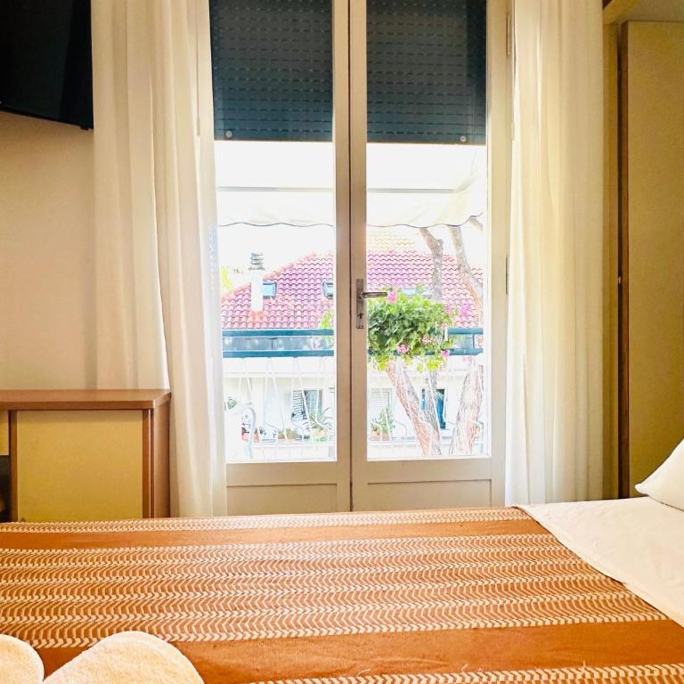Hotel Solitude - Budget Twin Room - 3