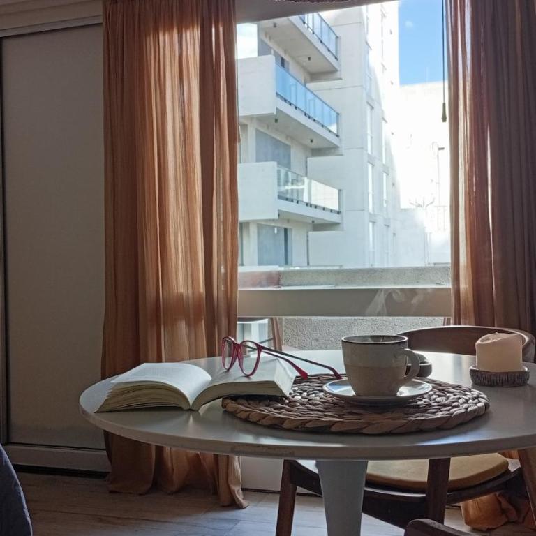 Monoambiente en Playa Grande - One-Bedroom Apartment with Balcony and City View - 1