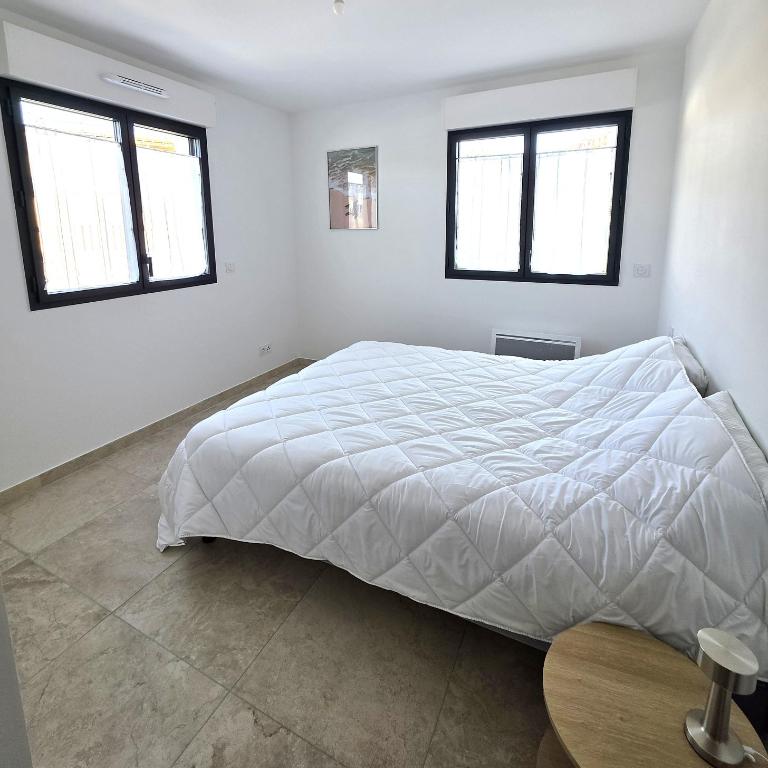 Appartement neuf T3 avec terrasse, parking et climatisation à Ajaccio - Appartamento con 2 Camere da Letto - 7