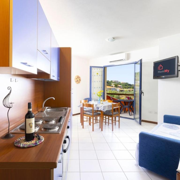 Blue Horizon Living - Vista Mare e Parcheggio - Appartamento con 2 Camere da Letto - 1