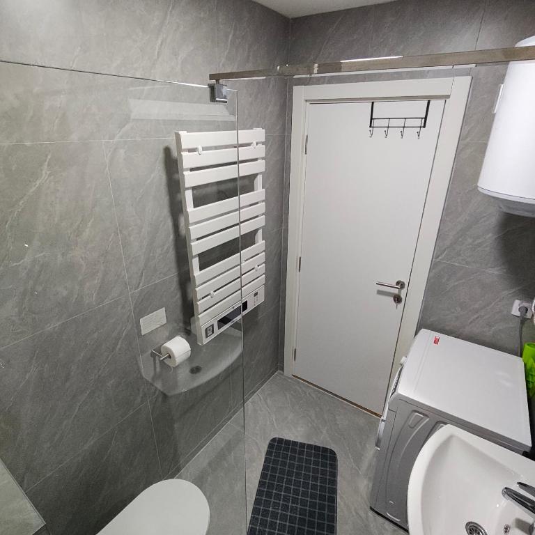 Cozy Stay IDEALAN APARTMAN ZA PORODICE I PAROVE - Apartment mit 1 Schlafzimmer - 18