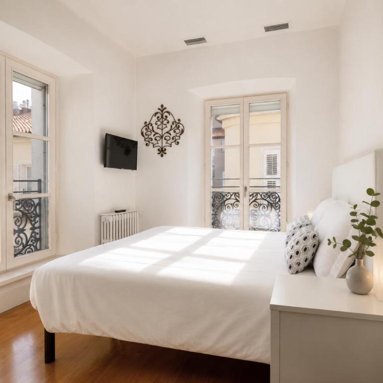 Apartments Trieste Centro I Piazza Unità - Appartamento con 2 Camere da Letto - 9