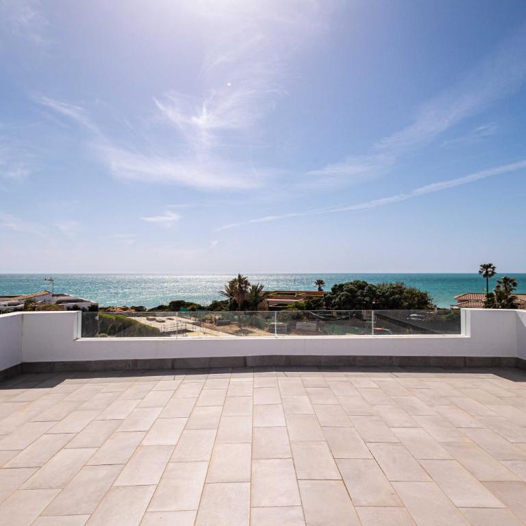 Villa Monaco, beachfront, private swimming pool 30m from the beach - Villa - 27