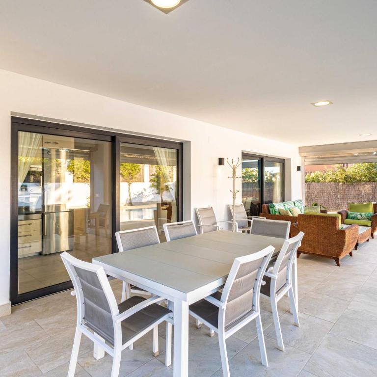 Villa Monaco, beachfront, private swimming pool 30m from the beach - Villa - 31