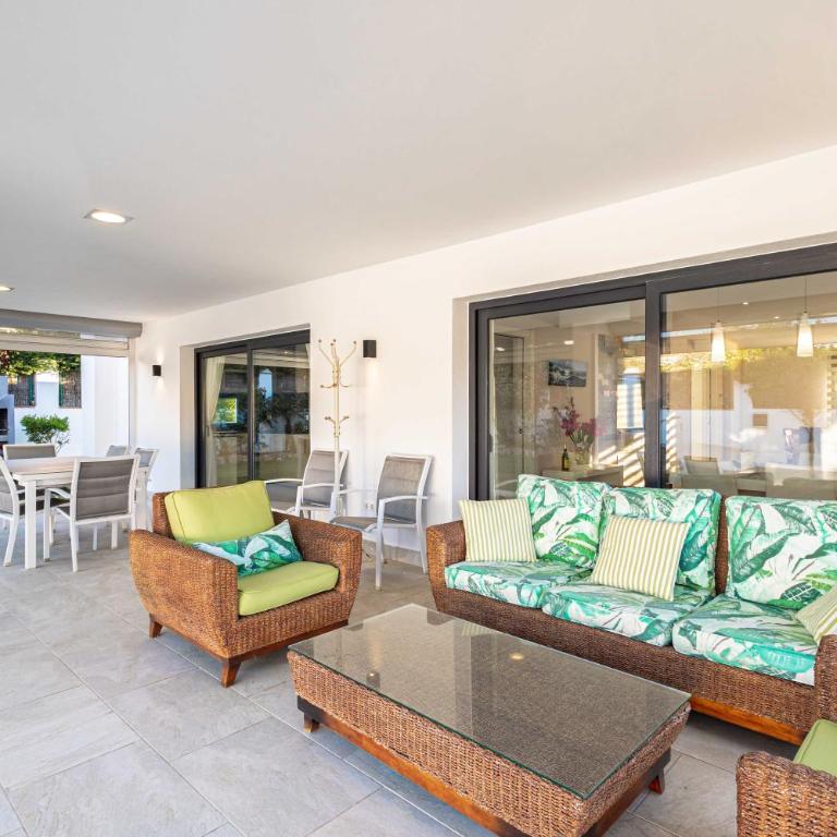 Villa Monaco, beachfront, private swimming pool 30m from the beach - Villa - 47