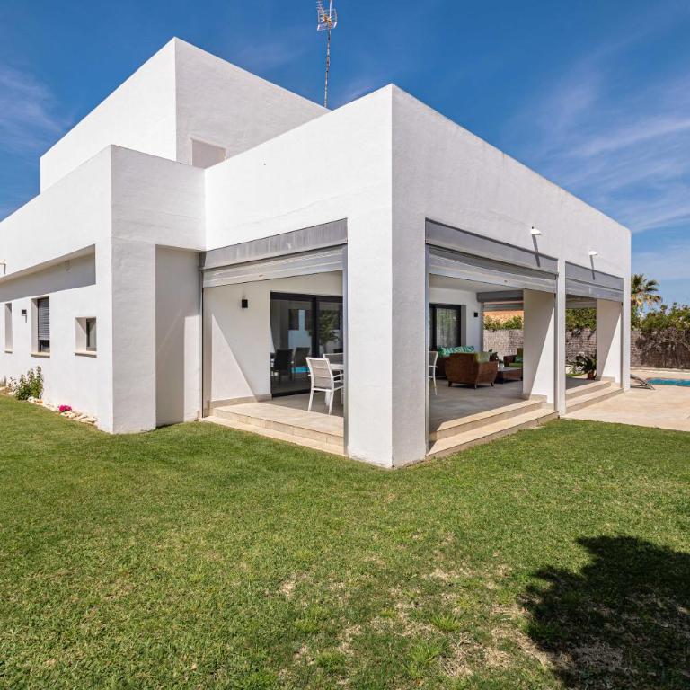 Villa Monaco, beachfront, private swimming pool 30m from the beach - Villa - 69