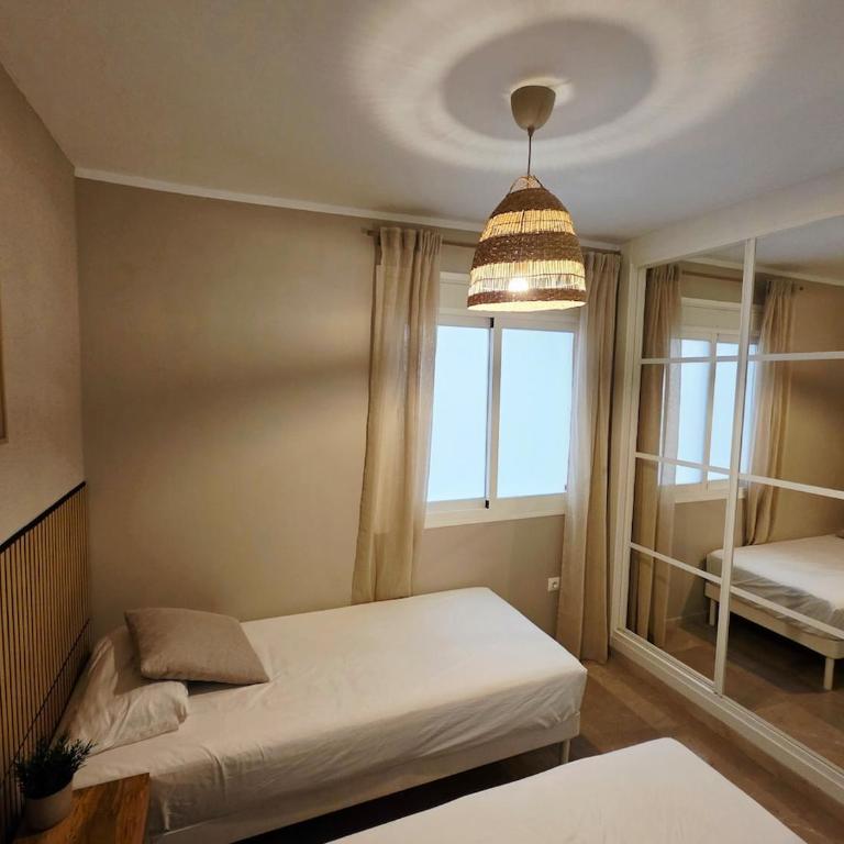 Elegant Apartment next to Beach & Marina Estepona - Apartamento de 1 dormitorio - 17