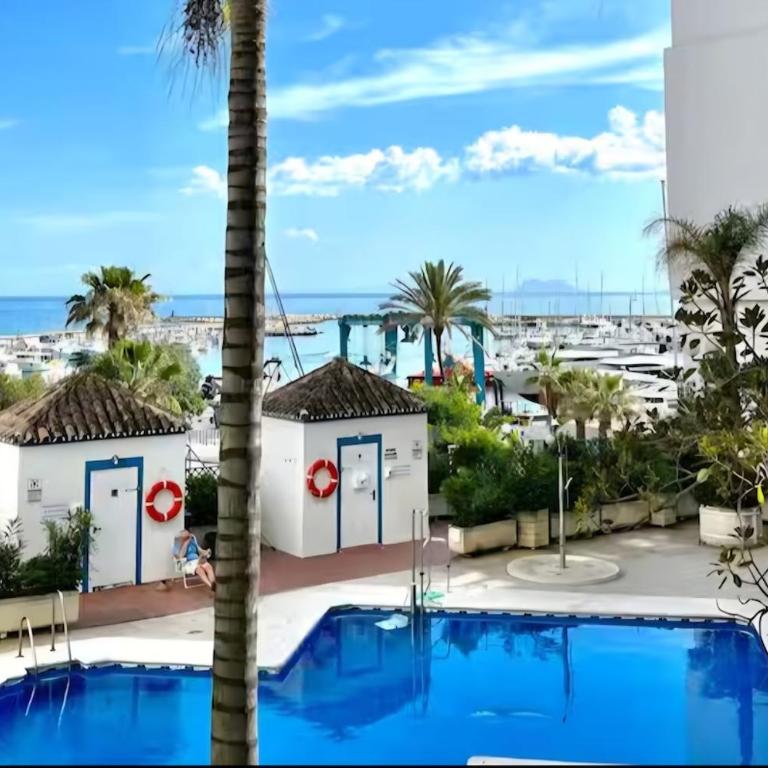 Elegant Apartment next to Beach & Marina Estepona - Apartamento de 1 dormitorio - 31