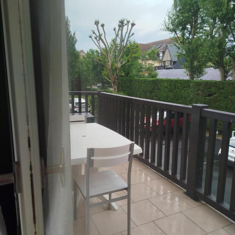 Le reflet de Cabourg avec accès direct plage - One-Bedroom Apartment - 14