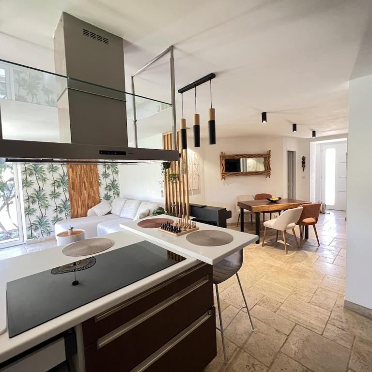 Piscine et jardin 600m2 au cœur de Hyères - Villa mit 3 Schlafzimmern - 10