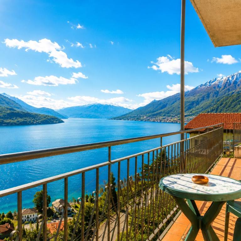 Apartment Alex 2 in Domaso - Appartamento con Vista Lago - 1