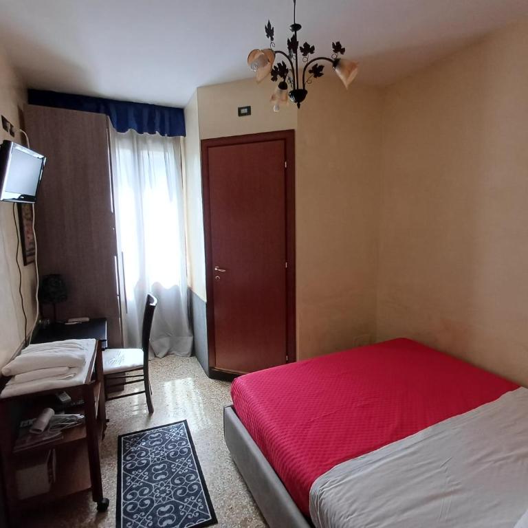 Venice Guest House - Camera Matrimoniale Piccola - 8
