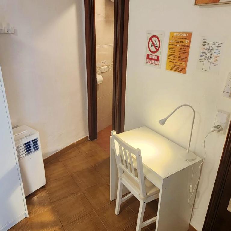 Pensión Alambar - Habitación Individual con baño privado - 2
