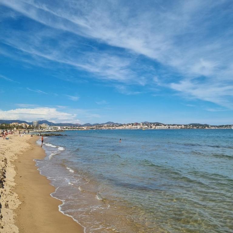 T4 Pro et Famille - Plage - Base Nature - Tout à pied - Parking - Commerces - Appartamento con 3 Camere da Letto - 22