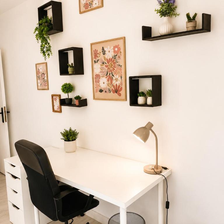 Appartement élégant & lumineux 100 m2 - 3 chambres - 2 balcons - 7 min du centre-ville Reims - Appartamento con 3 Camere da Letto - 17