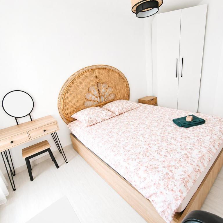 Appartement élégant & lumineux 100 m2 - 3 chambres - 2 balcons - 7 min du centre-ville Reims - Appartamento con 3 Camere da Letto - 20