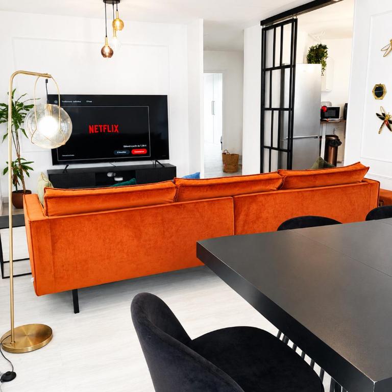 Appartement élégant & lumineux 100 m2 - 3 chambres - 2 balcons - 7 min du centre-ville Reims - Appartamento con 3 Camere da Letto - 26