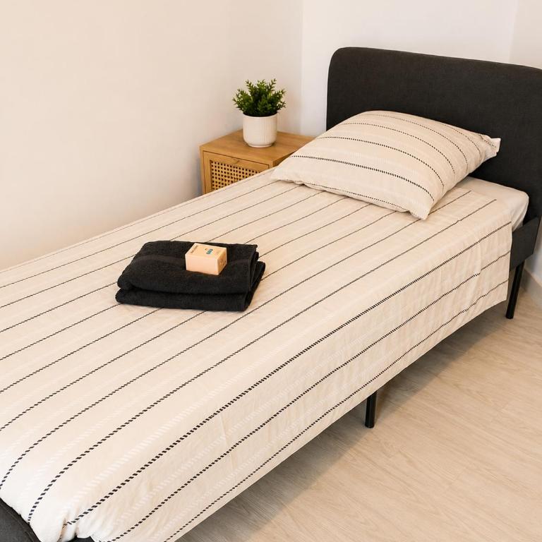 Appartement élégant & lumineux 100 m2 - 3 chambres - 2 balcons - 7 min du centre-ville Reims - Appartamento con 3 Camere da Letto - 31