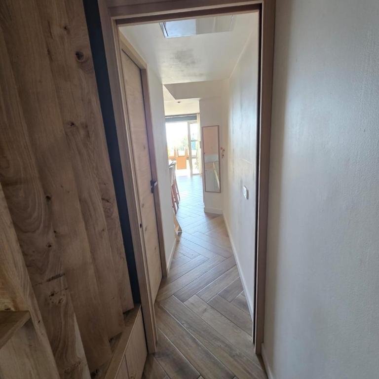 Cap Esterel Appart T2 Vue Mer Climatisé 4-5 personnes - Proche Plage et Commerces avec jardin, Parking gratuit, WiFi, 5 acces piscine - - Appartement 2 Chambres - Vue sur Mer - 26