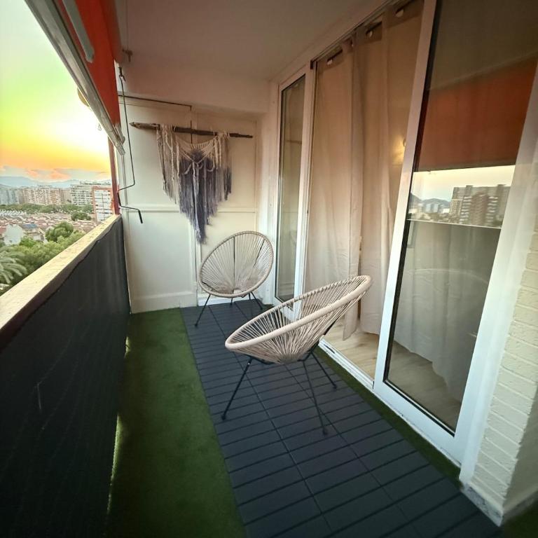 Espectacular apartamento en zona privilegiada con vistas panorámicas al mar y a la ciudad de Alicante - Two-Bedroom Apartment - 11
