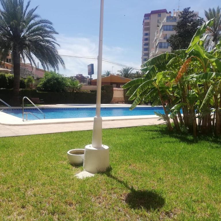 Espectacular apartamento en zona privilegiada con vistas panorámicas al mar y a la ciudad de Alicante - Two-Bedroom Apartment - 12