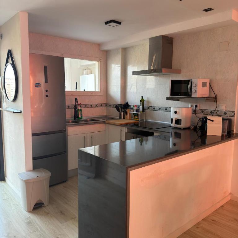 Espectacular apartamento en zona privilegiada con vistas panorámicas al mar y a la ciudad de Alicante - Two-Bedroom Apartment - 23