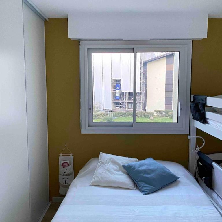 Appartement bord de mer avec parking gratuit - Two-Bedroom Apartment - 7