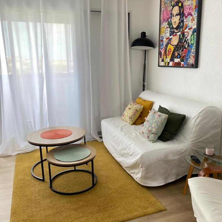 Appartement bord de mer avec parking gratuit - Two-Bedroom Apartment - 27