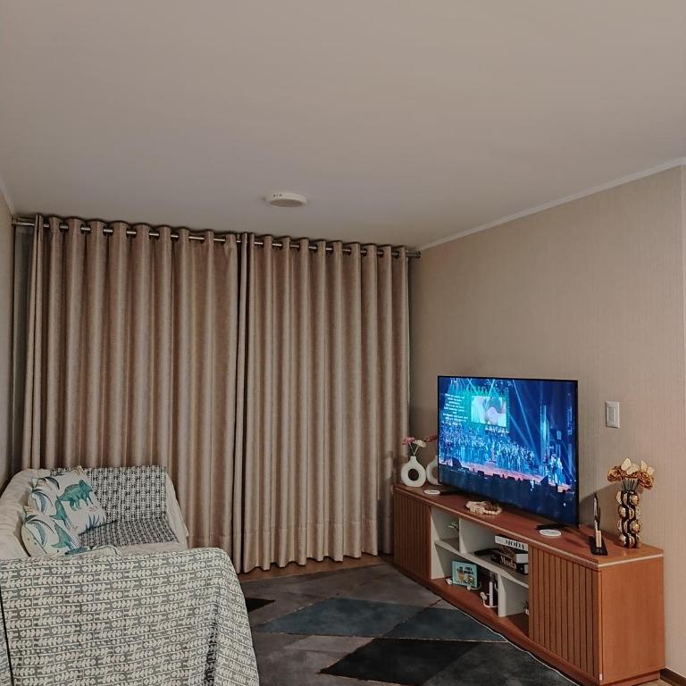 Depa moderno al lado del Mall Comas - Apartamento de 3 dormitorios - 2