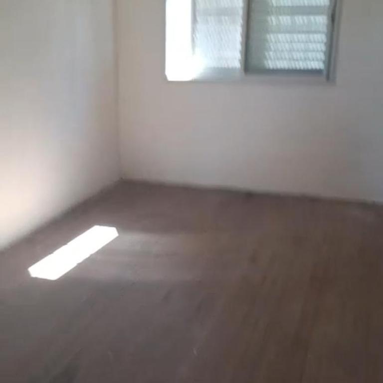 Casa céntrica de 2 dormitorios - Casa con 1 dormitorio - 1