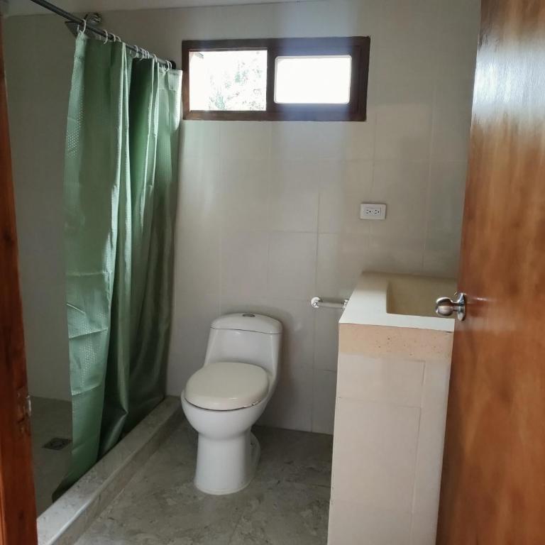 Serena Grau - Three-Bedroom House - 8