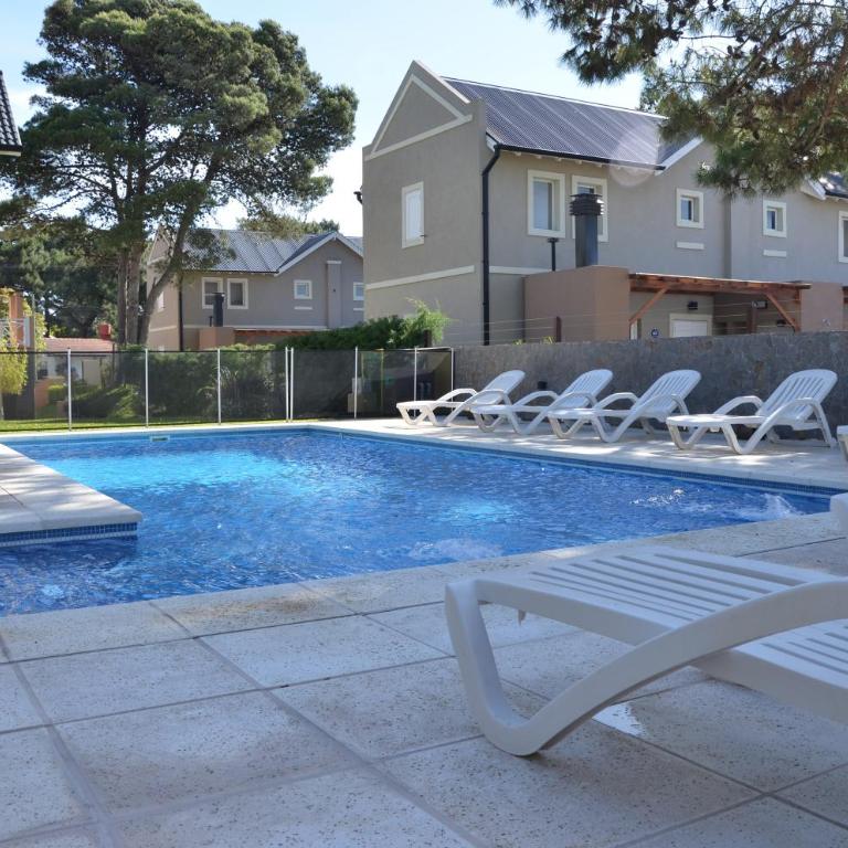 Picun Cuyen - Three-Bedroom Townhouse - 25