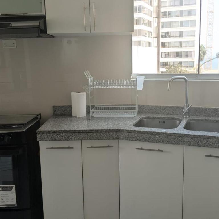 Lovely Apartment Miraflores - Three-Bedroom Apartment - 7